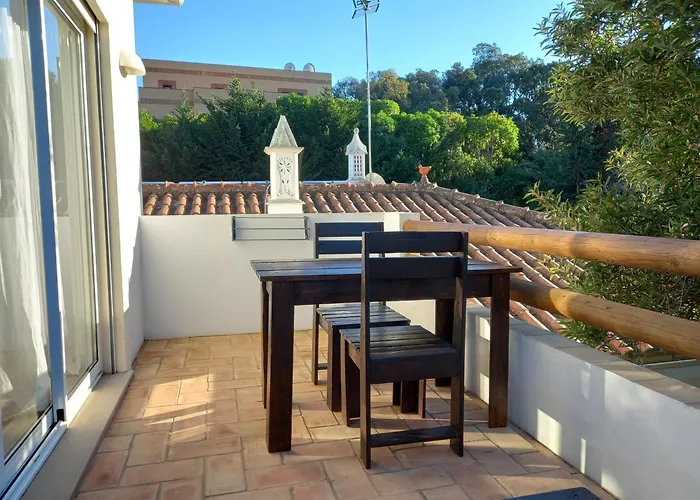 Belch1952 アパート ラゴス