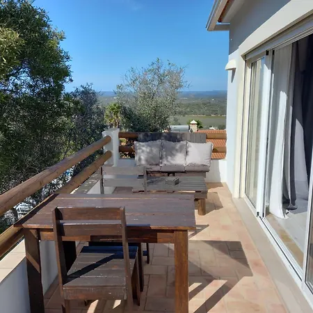 Belch1952 * Λάγος